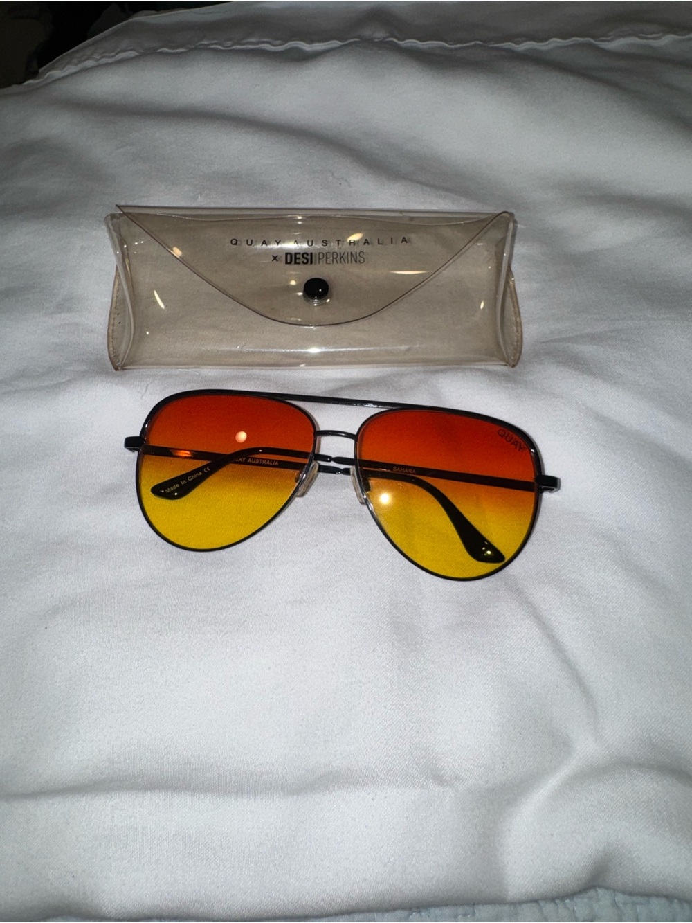 QUAY X DESI High Key sahara orange fade